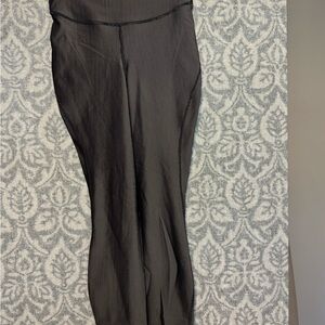 Lululemon  women’s Base Pace High-Rises size 6